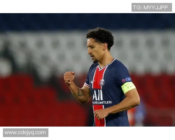 马尔基尼奥斯:从年轻天才到足球世界的防守巨星之路 马尔基尼奥斯:从年轻天才到足球世界的防守巨星之路