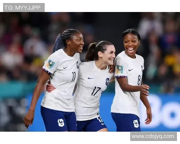 英格兰女足与法国女足激战正酣谁将赢得这场精彩对决