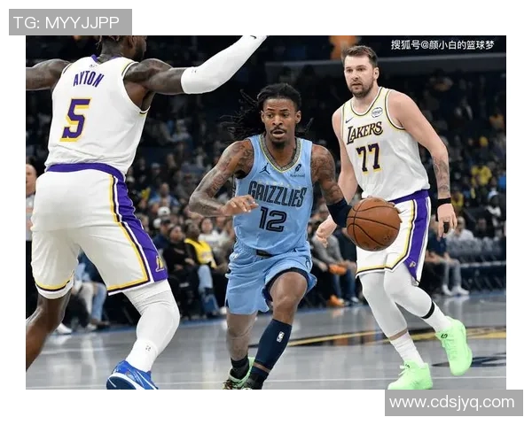灰熊与湖人精彩对决CCTV全程直播带你感受篮球魅力与激情碰撞